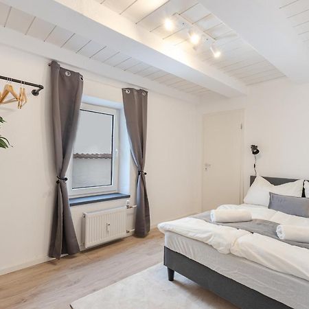 Terrace Apartment With 5 Rooms, Whirlpool And Bbq Augsburg Luaran gambar